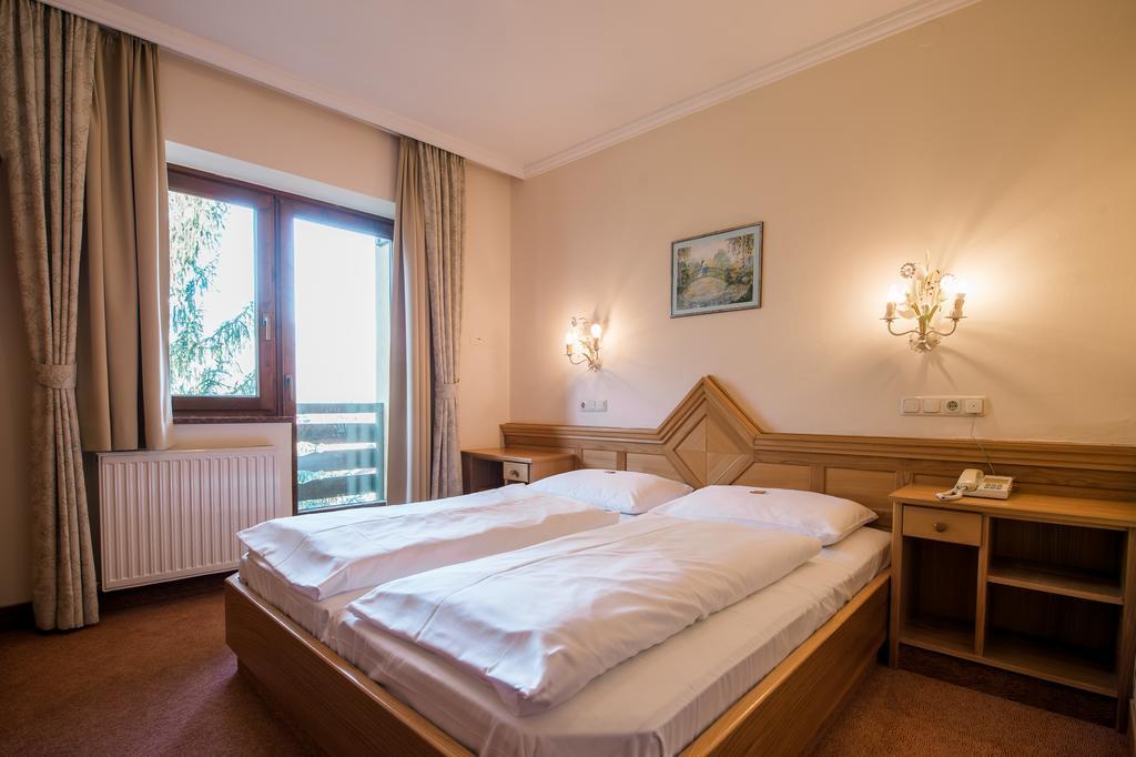 גולינג אן דר זלצאך Gaestehaus Reiter מראה חיצוני תמונה